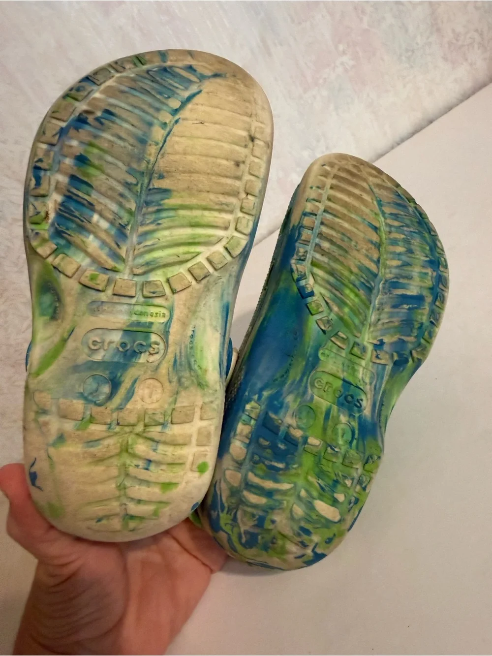 CROCS Kids Tie-Dye Clogs in Blue & Green, Casual, Comfortable, Easy Clean, Jr 1